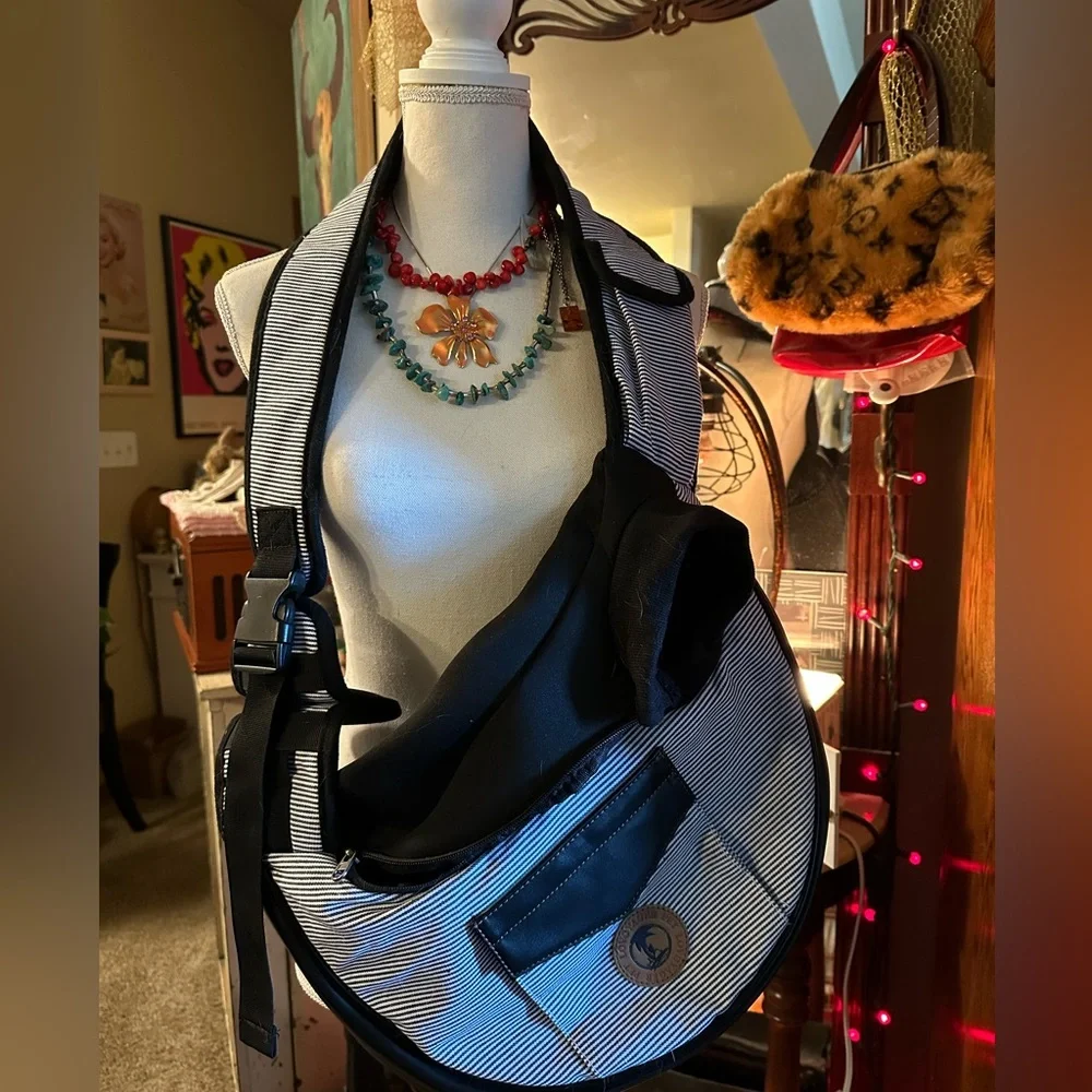 LOVOYAGER Diagonal Pet Front Carrier• Small Dog Or Cat Travel Bag• Unisex